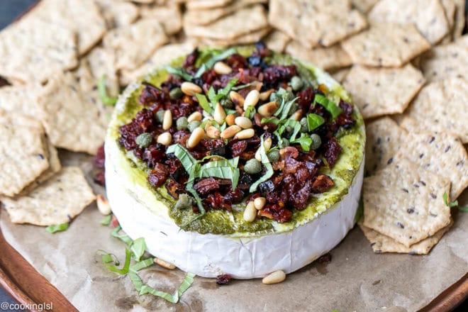 Savory baked brie with crackers
