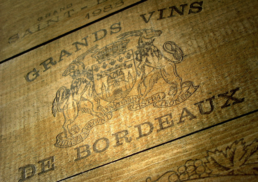 Wine box that reads Grands Vins de Bordeaux
